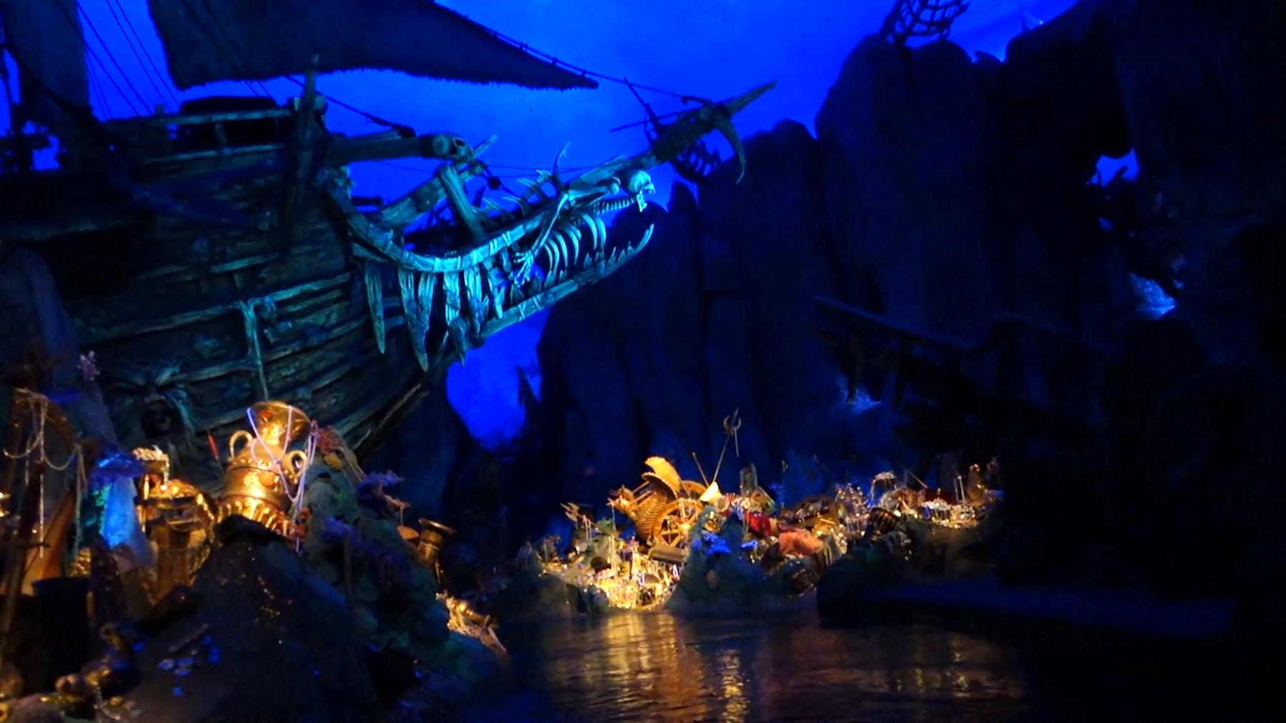 Pirates of the Caribbean Complete Ride POV Shanghai Disneyland (HD) 